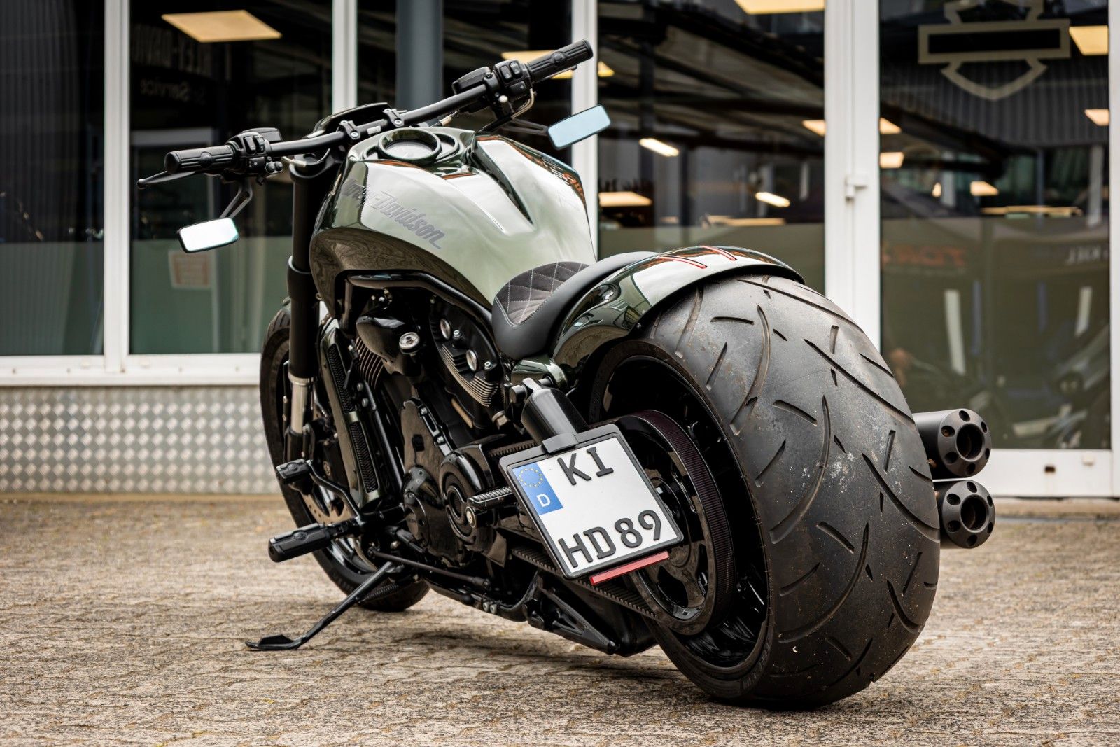 Fahrzeugabbildung Harley-Davidson VRSCDX Night Rod Special - BBC - 280er - Bad Boy