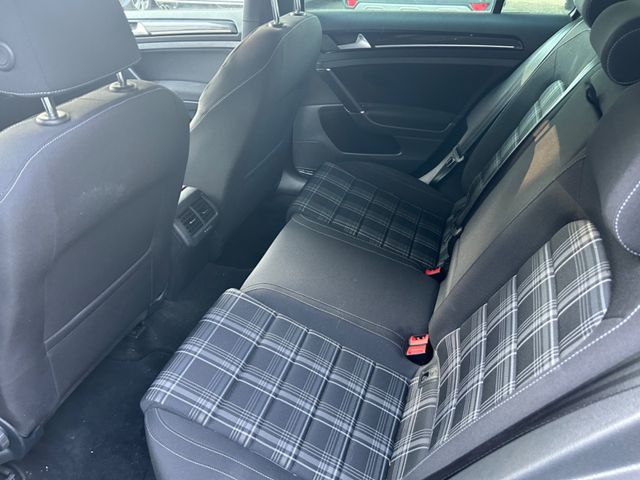 Fahrzeugabbildung Volkswagen Golf 2.0 TDI Variant GTD DSG+Navi+Standheizung+