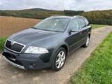 Skoda Octavia Scout 2,0 tdi 4x4 - Skoda Octavia aus 2008: Scout