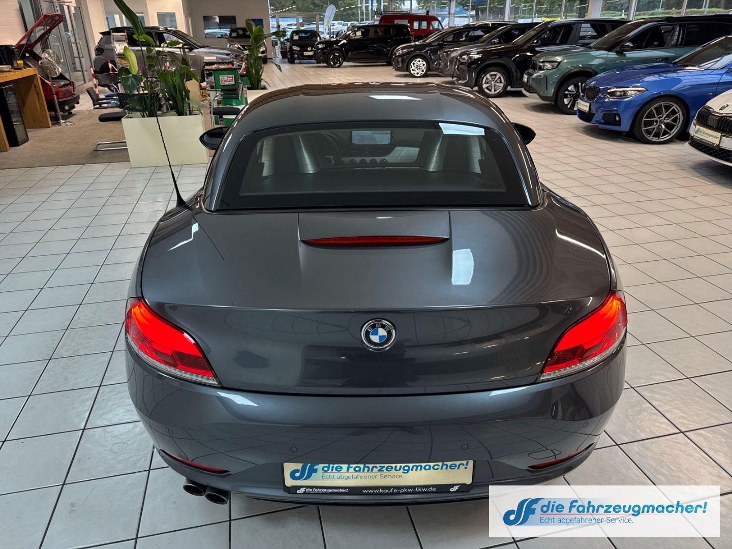 Fahrzeugabbildung BMW Z4 sdrive 18 i Roadster El. Verdeck AD Leder Xen
