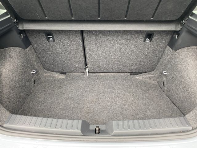 Fahrzeugabbildung Seat Ibiza 1.0 TSI Style *SHZ*W-Paket*Apple*Navi*PDC