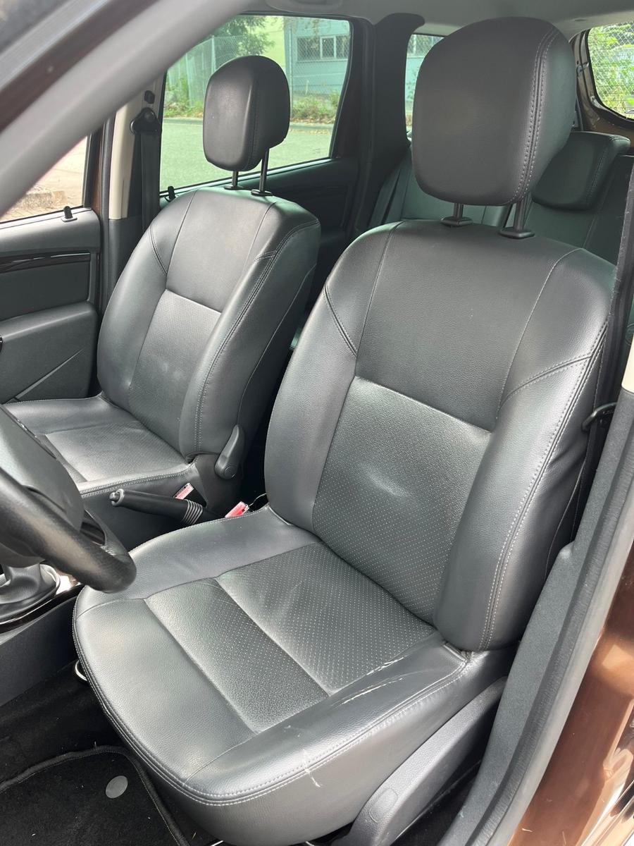 Dacia Duster 2011 — photo 9