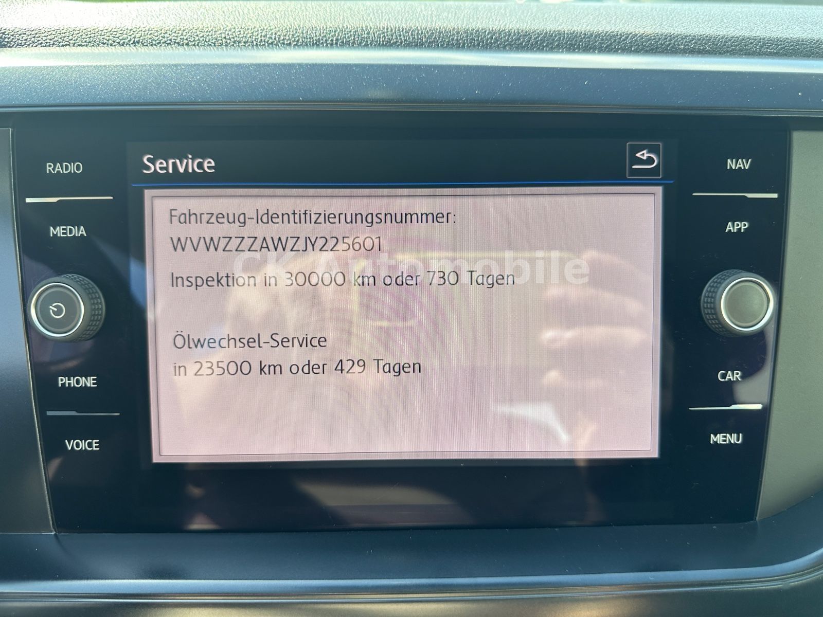 Fahrzeugabbildung Volkswagen Polo VI Trendline 1.0 BMT/Klima/Navi/PDC