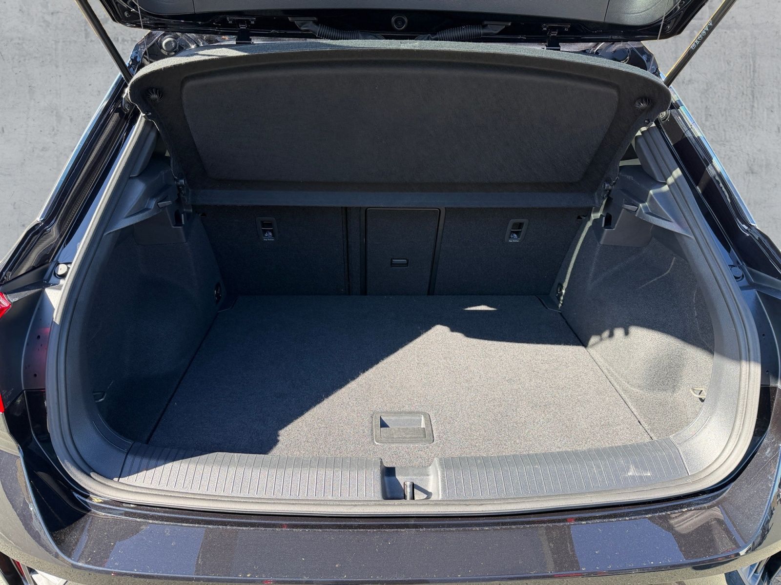 Volkswagen T-Roc - Bild 14