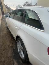 Audi  AUDI A4 B8 Avant (8K5) 2.0 TDI Diesel 170 PS - Audi A4: 170