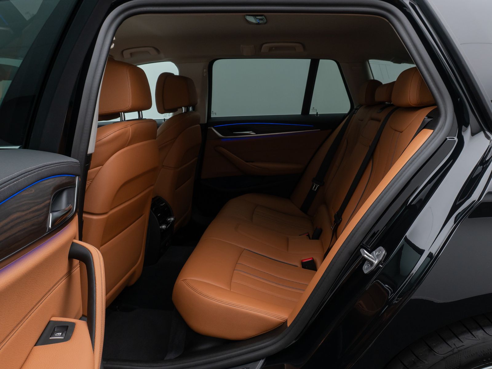 Fahrzeugabbildung BMW 520d xD Luxury Line DAB HUD Kamera Laser Komfort