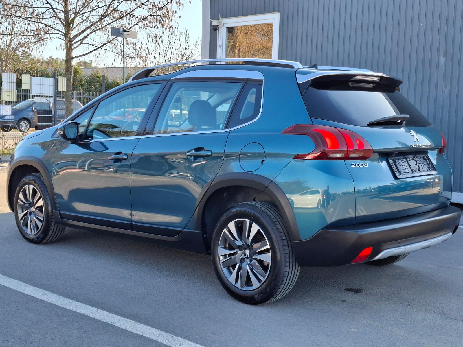 Peugeot 2008 Allure.Panorama.T-Leder.Kamera.SZH