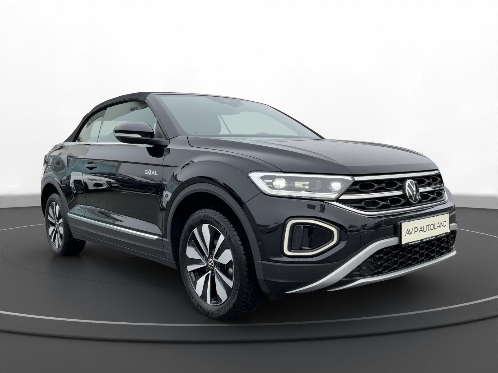 Volkswagen T-Roc - Bild 4