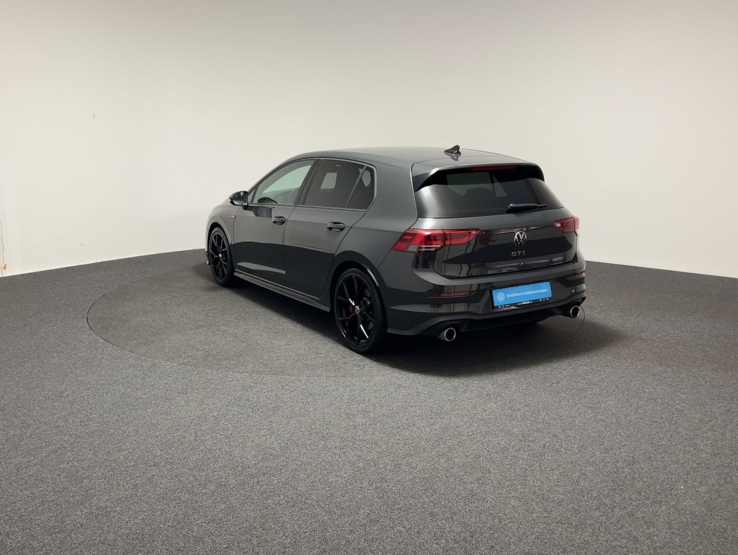 Volkswagen Golf VIII Lim. 2.0 TSI DSG GTI foto 7