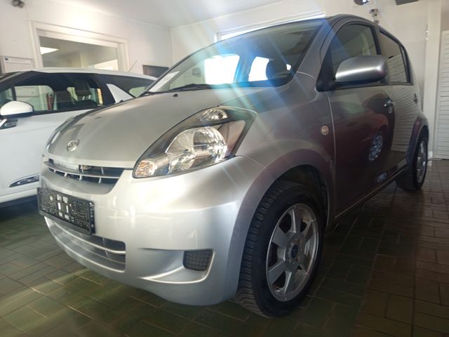 Daihatsu Sirion 1.0