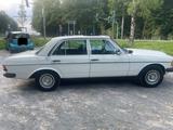 Mercedes-Benz 200