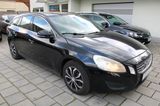 Volvo V60 DRIVe Momentum Navigation Sitzhzg PDC Klimaa - Volvo V60: Drive