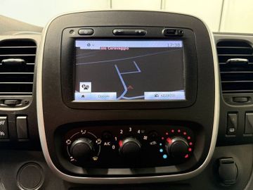Renault Trafic - 12