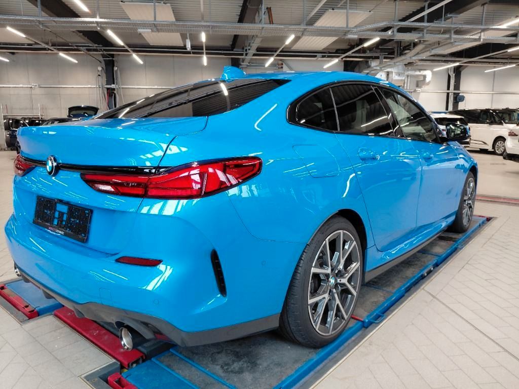 Fahrzeugabbildung BMW 220 d xDrive Gran Coupé M Sport Pano ACC Memory