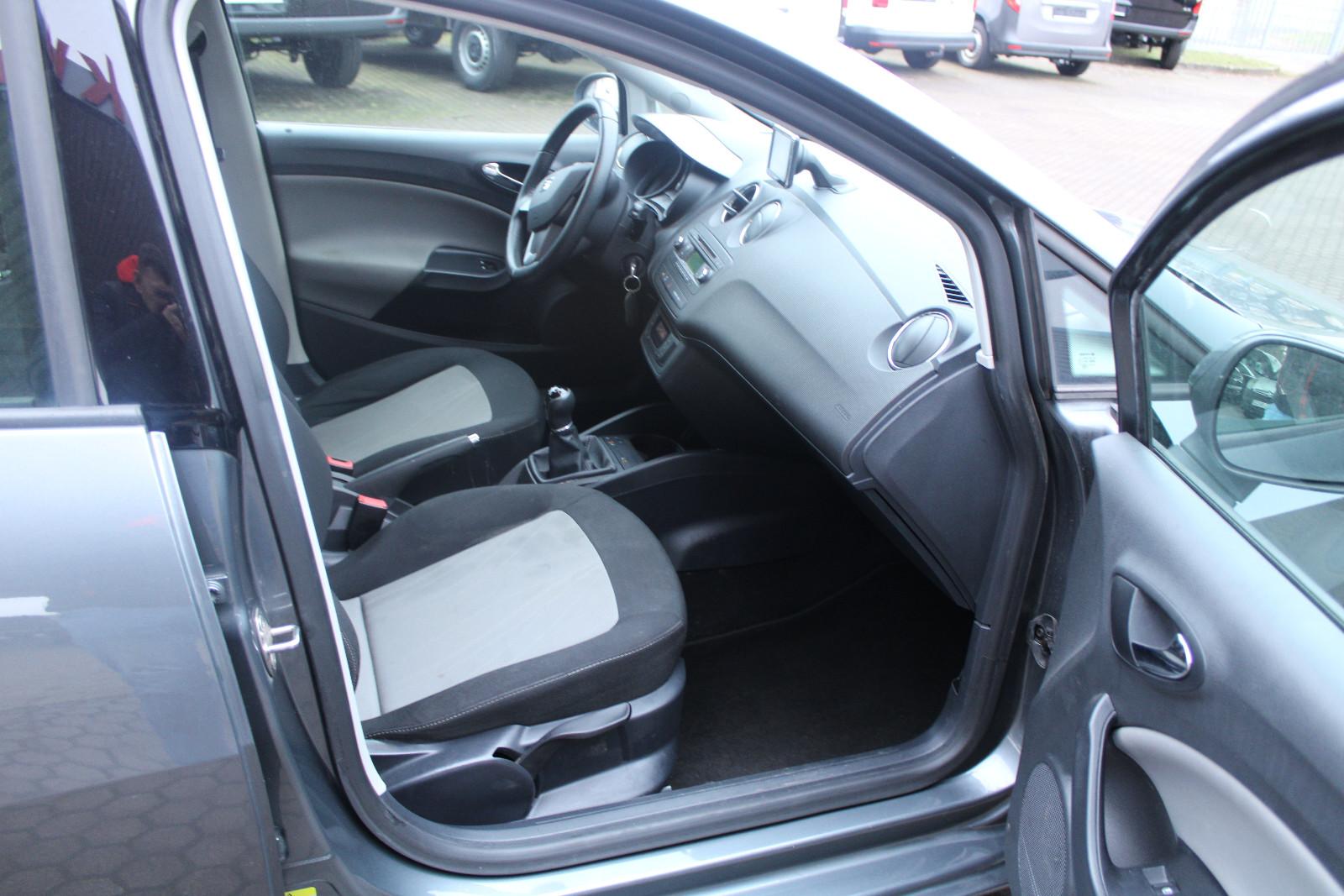Seat Ibiza 2014 — photo 9