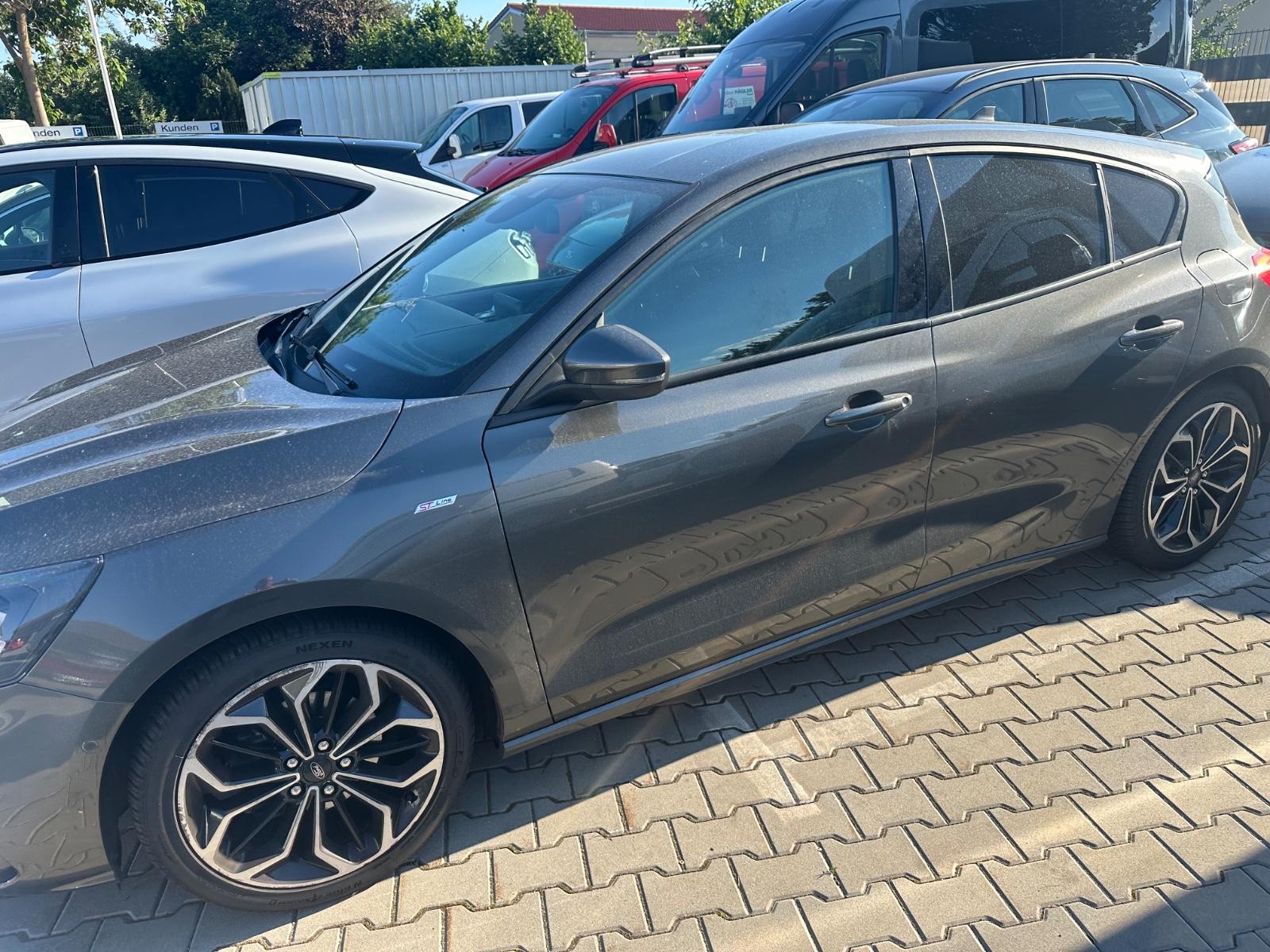 Ford Focus Lim. ST-Line