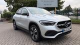 Mercedes-Benz GLA 250 4MATIC DCT -MB Garantie / unfallfrei - Mercedes-Benz GLA 250 von privat