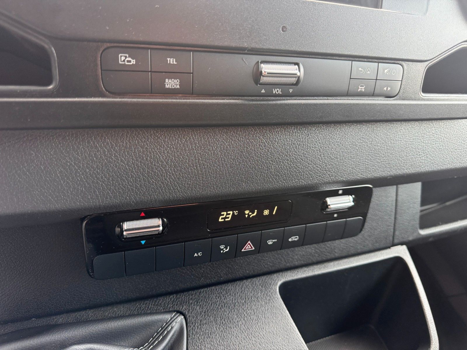 Fahrzeugabbildung Mercedes-Benz Sprinter 315 CDI 4325 Klima Kamera MBUX