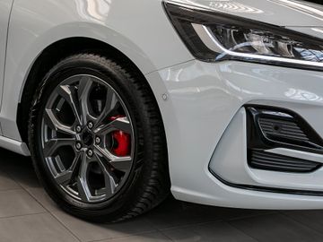 Ford Focus Turnier 1.0 EcoBoost Hybrid ST-Line LED