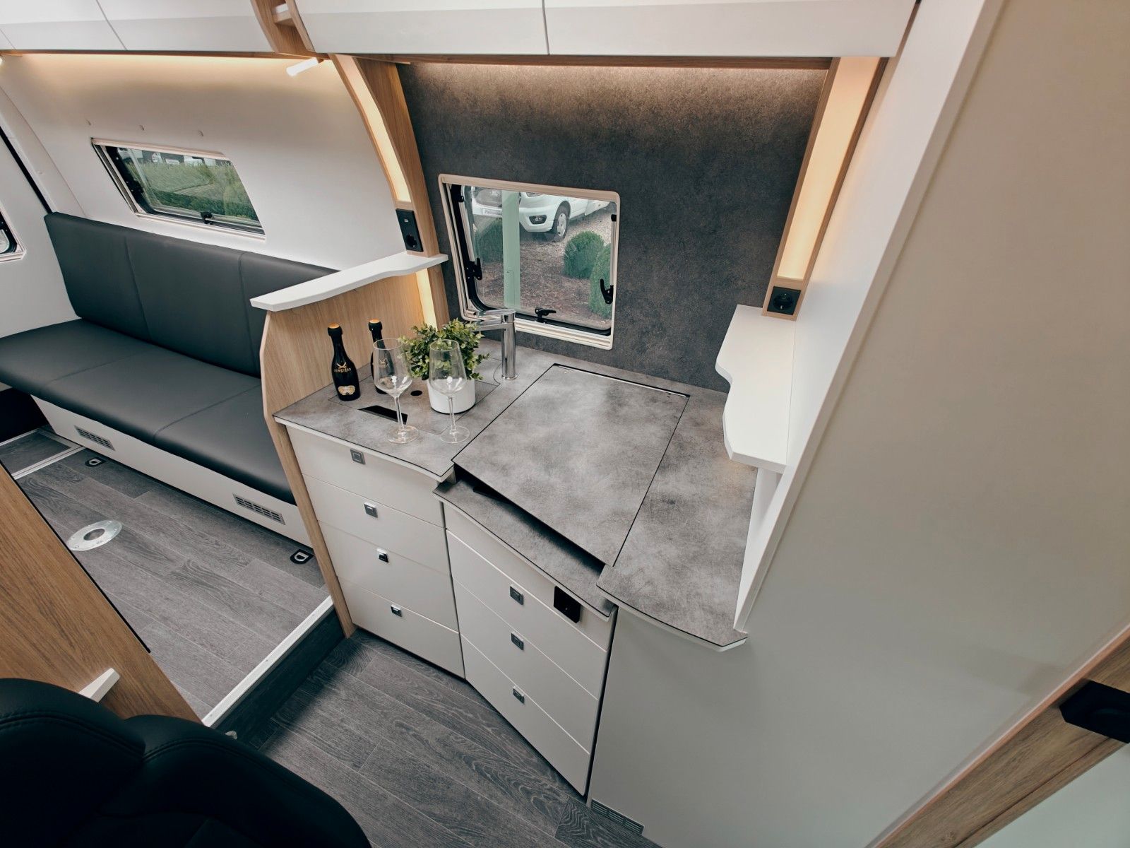 Fahrzeugabbildung Frankia YUCON 7.0 4x4 LOUNGE X by palmo