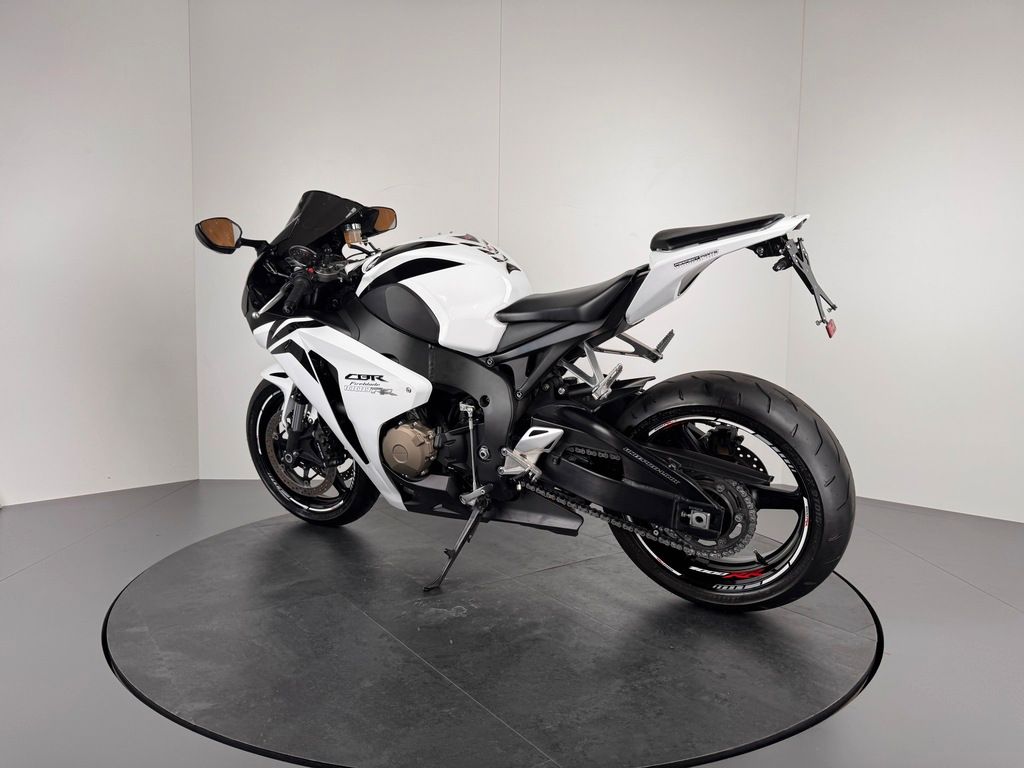 Fahrzeugabbildung Honda CBR 1000 RR FIREBLADE *TOP-ZUSTAND *SERVICE NEU