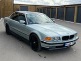 BMW 735i - E38 - V8 - Traumzustand Top Historie - BMW 735: E38 735i