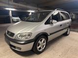 Opel zafira - Opel Zafira: Kleinwagen