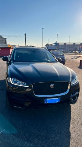 Jaguar F-Pace 2.0 D 180 CV AWD