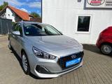 Hyundai i30 cw Select 1.6 CRDI / Klimaanlage /EURO6/ LED - Hyundai i30: Cw Crdi