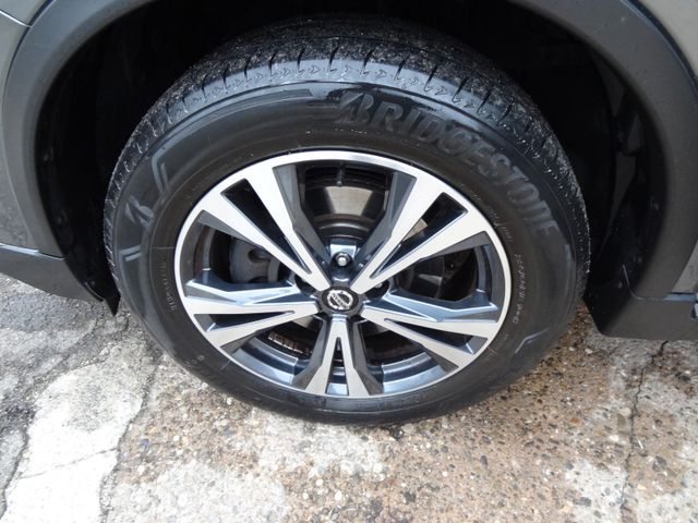 Fahrzeugabbildung Nissan X-Trail N-Connecta/68TKM/7-Sitz/Navi/Pano/360Kam