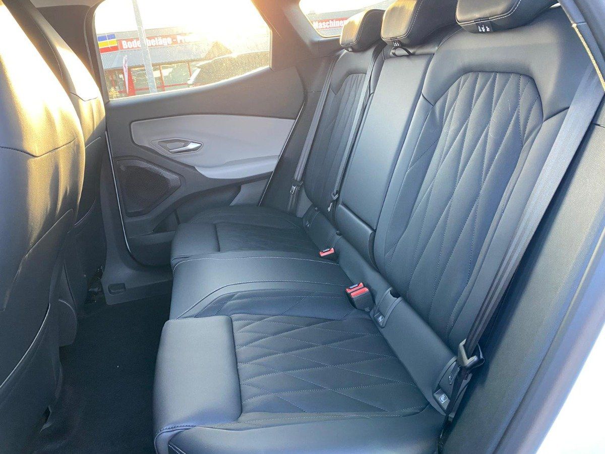 Ford Explorer - Bild 14