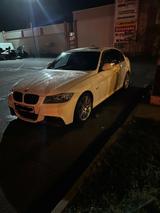 BMW 320d - M Paket  - BMW 320 aus 2010 mit Diesel-Antrieb