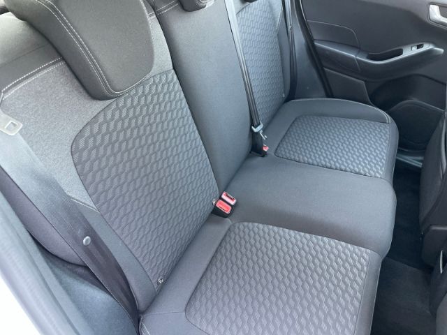 Fahrzeugabbildung Ford Fiesta 1.0 EcoBoost Titanium DAB, Tempomat, Klim