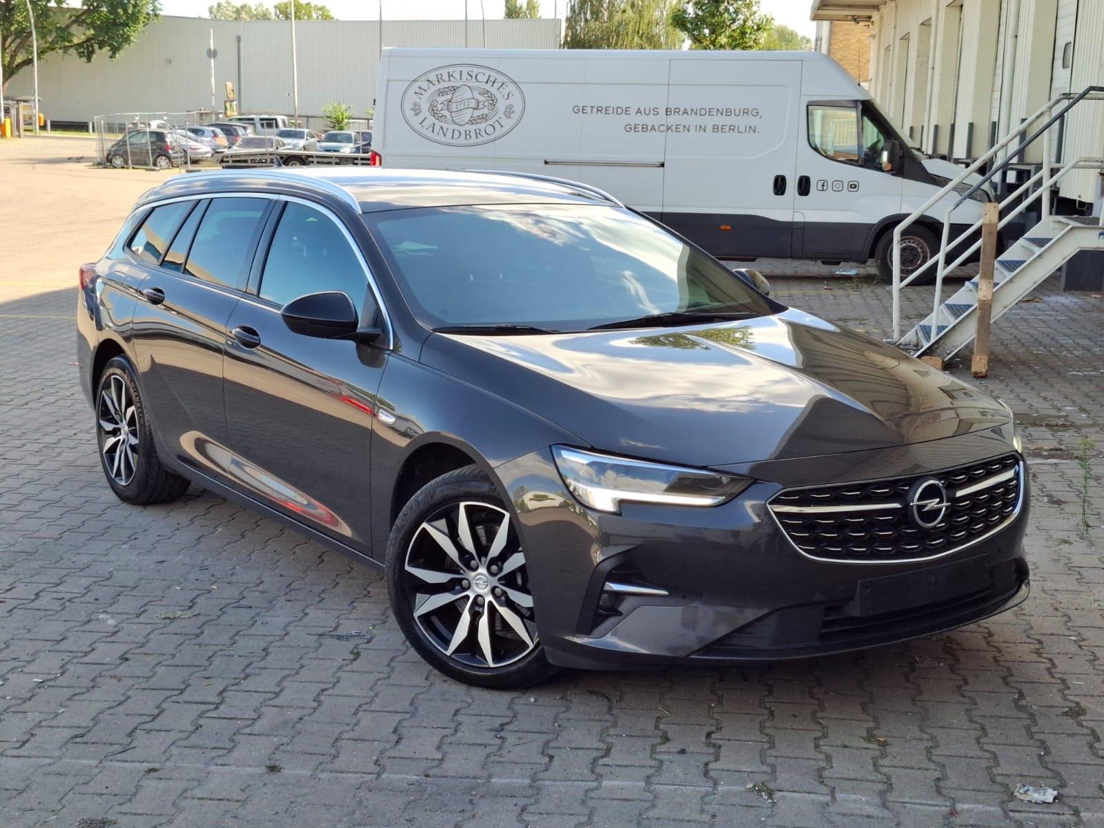 Opel Insignia B Sports Tourer Elegance CAM HUD SzH AC