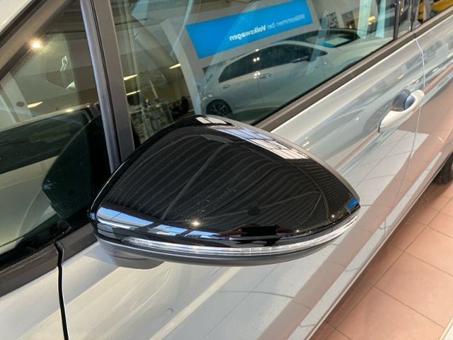 Fahrzeugabbildung Volkswagen Touran 2.0 TDI DSG 110 KW "GOAL" NAVI AHK GJR