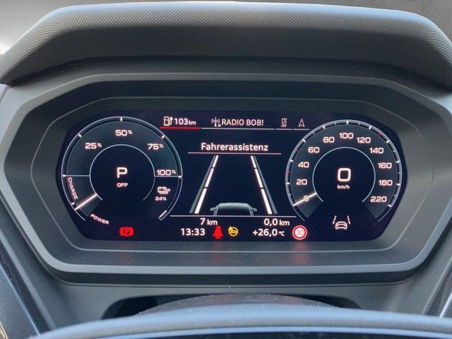 Fahrzeugabbildung Audi Q4 e-tron Sportback 40 e-tron S line, Matrix LED
