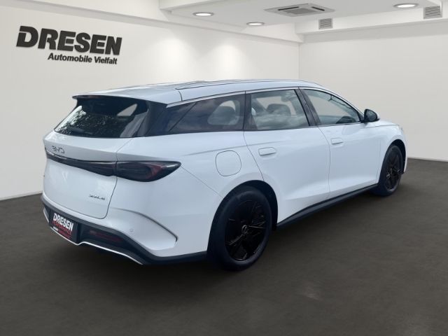 BYD SEAL