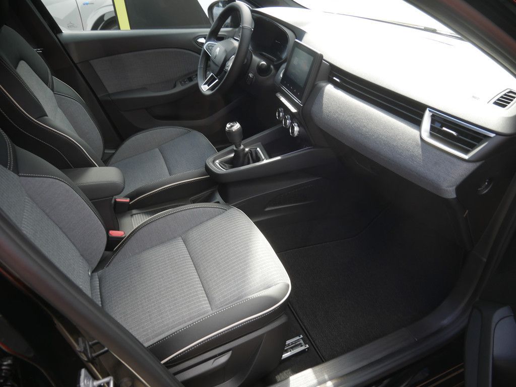 Fahrzeugabbildung Renault Clio Techno TCe 90