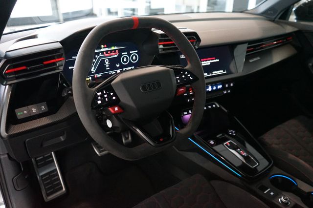 Audi RS3 Sportback | Schalensitze | Carbon | SOFORT Audi RS3 Sportback | Schalensitze | Carbon | SOFORT