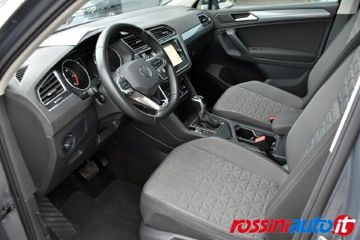 Volkswagen Tiguan - 5