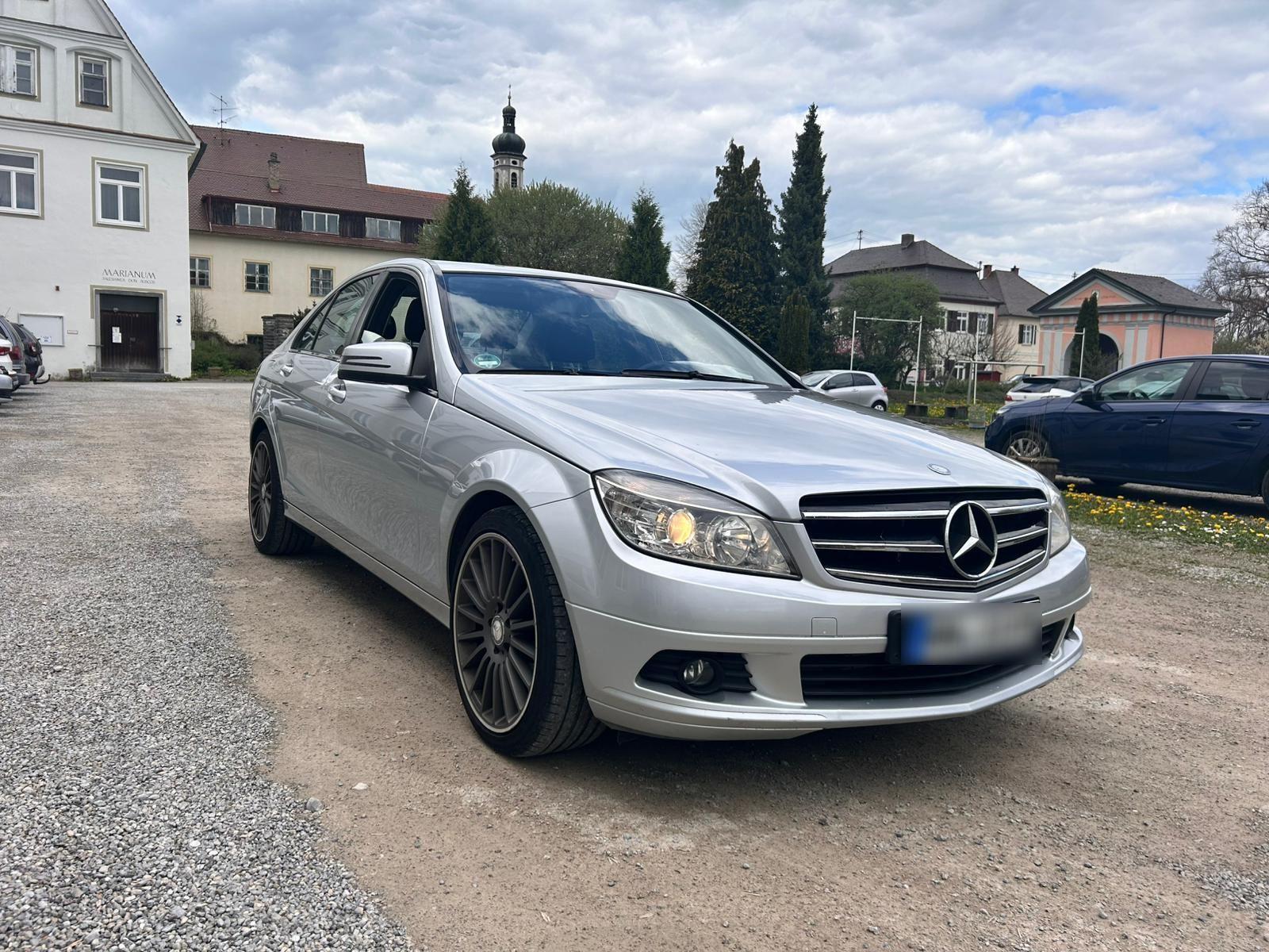 Mercedes-Benz C 180