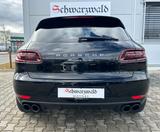 Porsche Macan Turbo Sport Chrono Classic Rad Sportabgas - Porsche in Villingen-Schwenningen