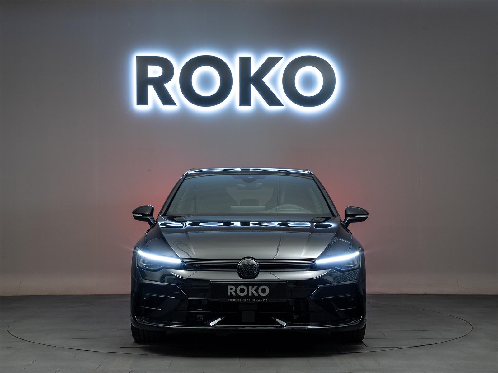 Volkswagen Golf 8 R BlackEdit.4M Matrix H&K TitanAbgas 360°