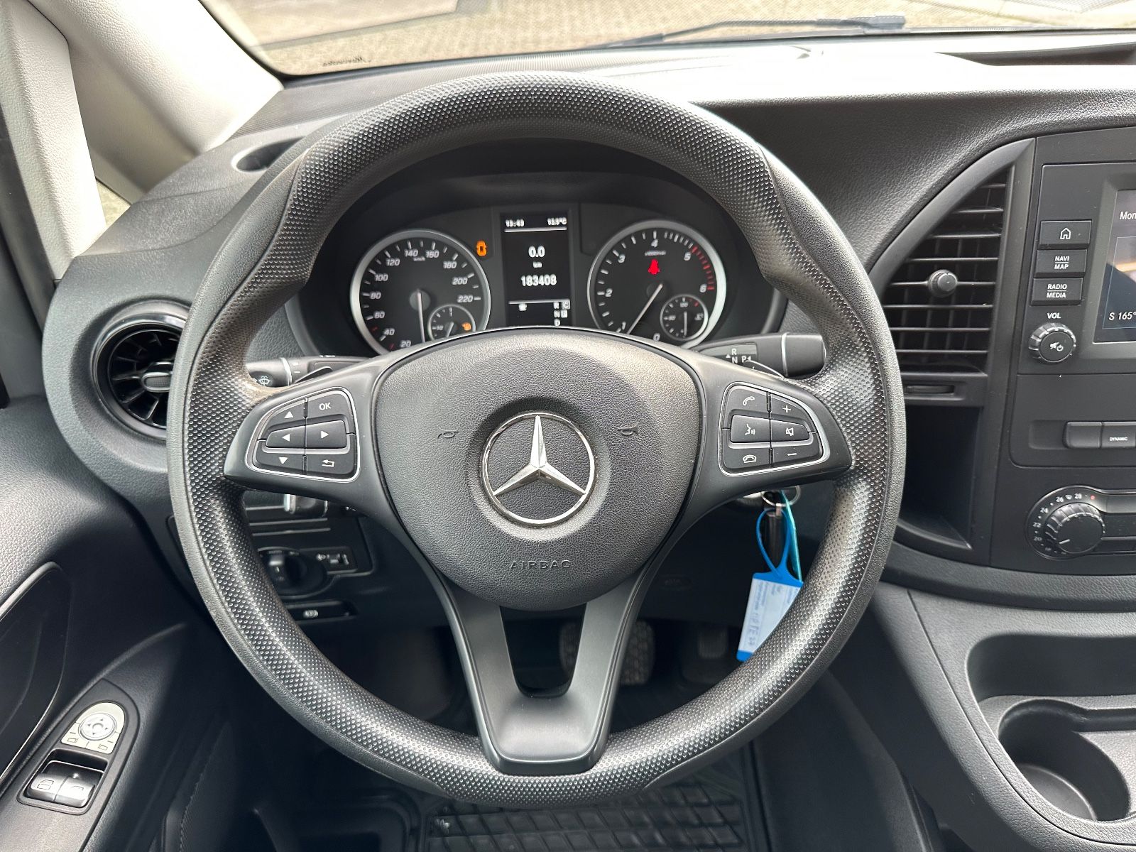 Fahrzeugabbildung Mercedes-Benz Vito Mixto 116 CDI AHK/Standhzg/Hecktüren/Klima