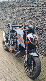 KTM 1290 Super Duke R - KTM R DUKE