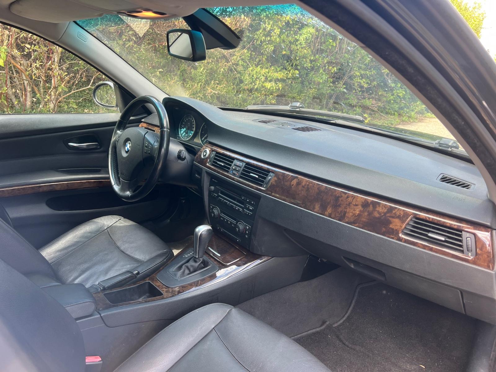 BMW 320 2006 — photo 10