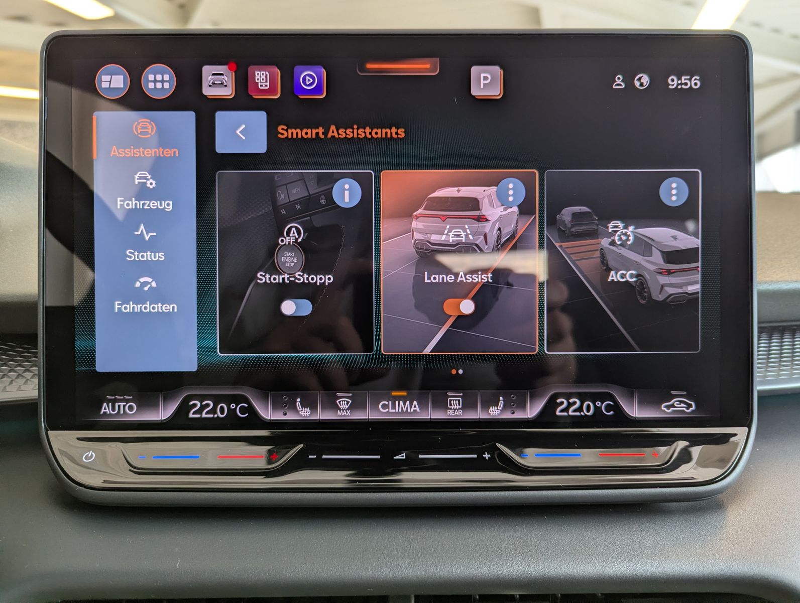 Fahrzeugabbildung CUPRA Terramar 1.5 eTSI Tribe Sennh Matrix HUD AHK 20