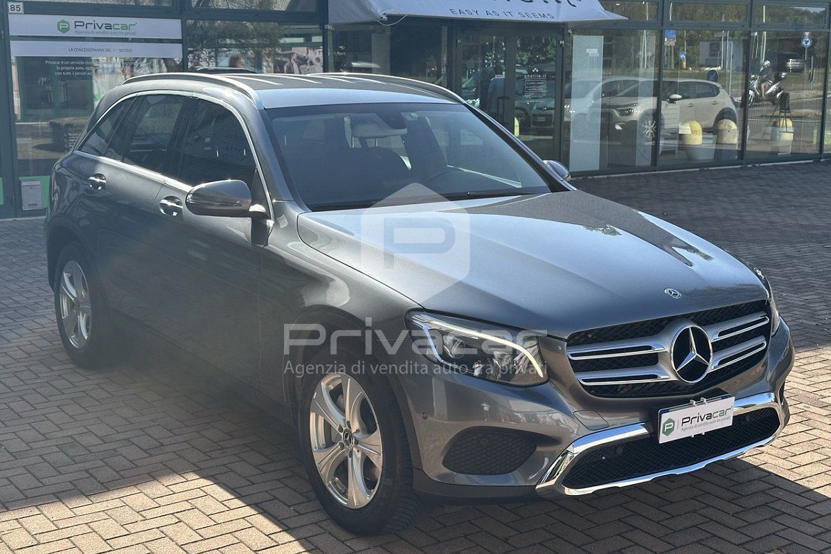Mercedes-Benz MERCEDES GLC 220 d 4Matic Business imagem 3