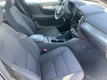 Volvo XC40 - 11
