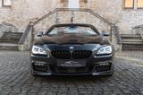 BMW 650i xDrive Cabrio H&K LED CARPLAY NAV KAM ACC - BMW 650 mit Benzin-Antrieb: Automatik